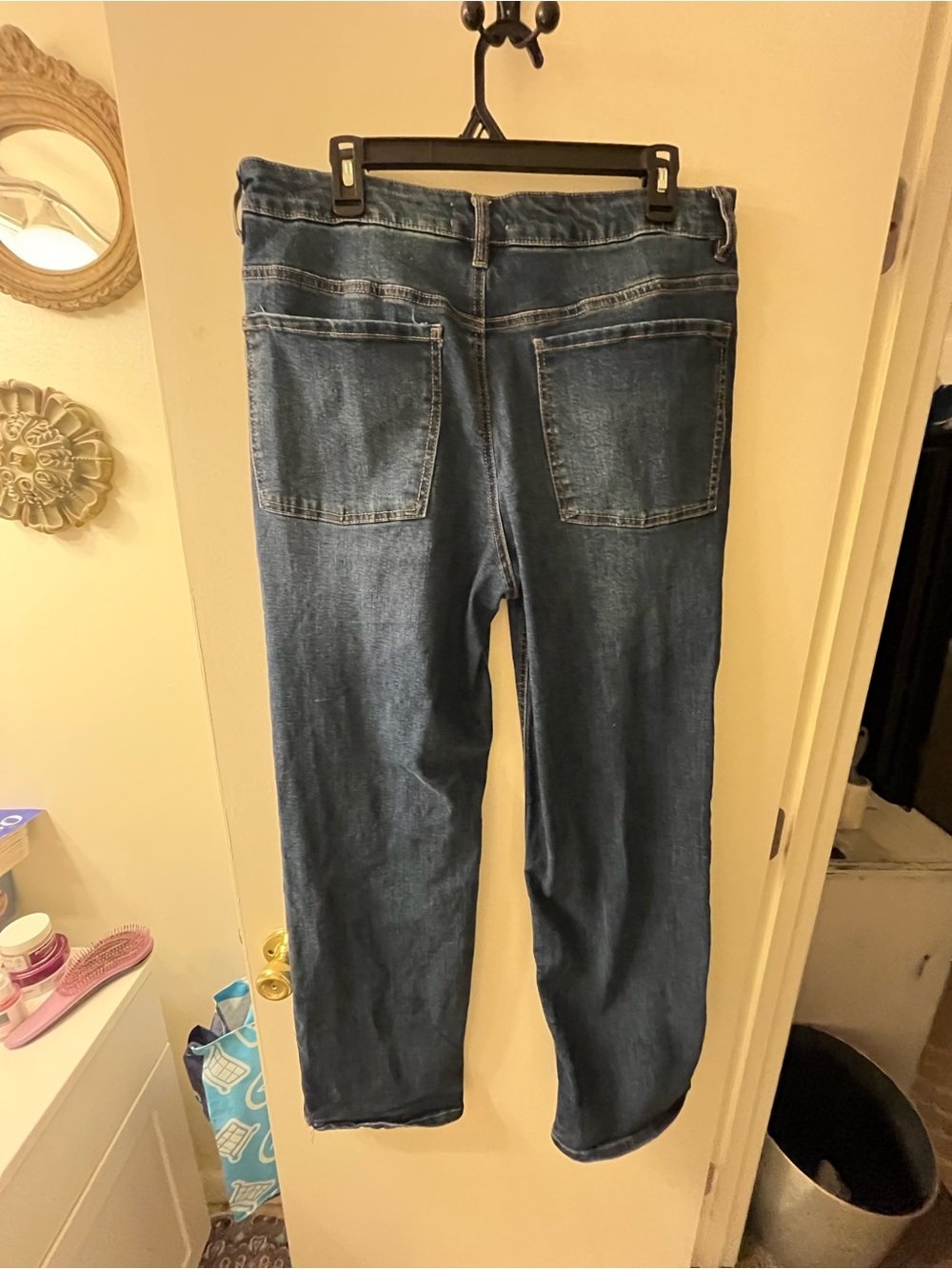 High-Rise Wide Leg Women's Jeans in Dark Blue - Picture 3 of 5
